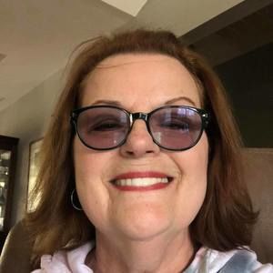 Meet your Posher, Becky